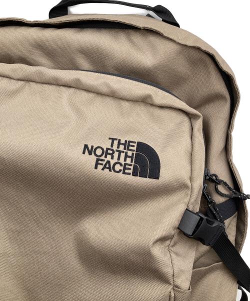 THE NORTH FACE（ザ ノース フェイス）THE NORTH FACE (ザ ノース フェイス) ボルダーデイパック ベージュの古着・服飾アイテム