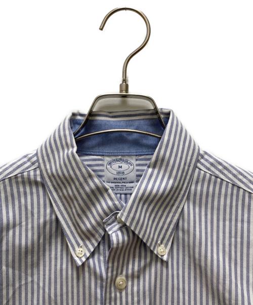 BROOKS BROTHERS（ブルックスブラザーズ）BROOKS BROTHERS (ブルックスブラザーズ) ストライプボタンダウンシャツ ホワイト×ブルー サイズ:Mの古着・服飾アイテム