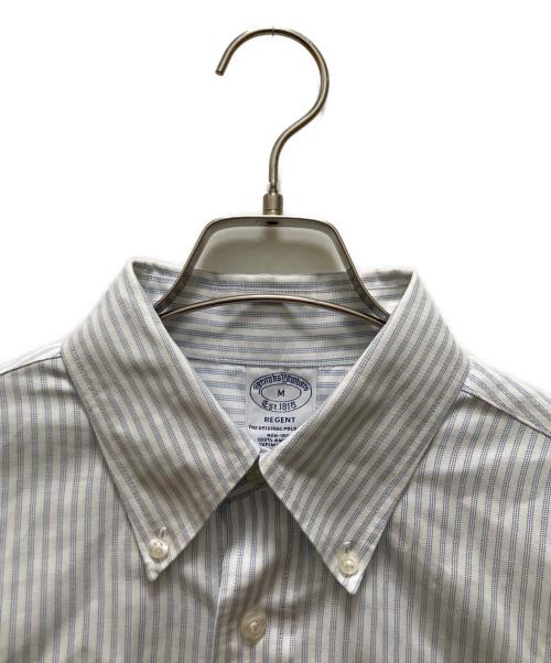 BROOKS BROTHERS（ブルックスブラザーズ）BROOKS BROTHERS (ブルックスブラザーズ) ストライプボタンダウンシャツ ホワイト×ブルー サイズ:Mの古着・服飾アイテム