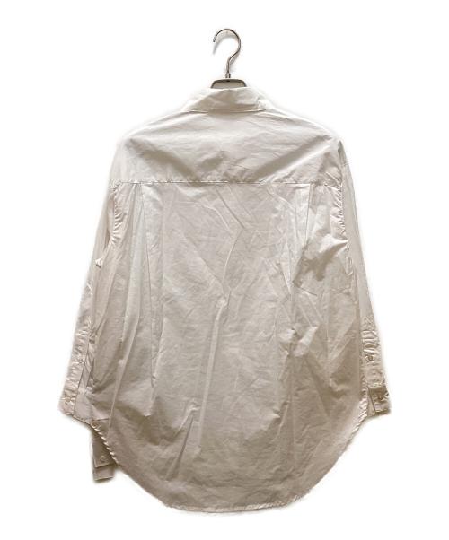 SHENERY（シーナリー）SHENERY (シーナリー) シルキータッチオーバーシャツ ホワイト サイズ:FREE 未使用品の古着・服飾アイテム