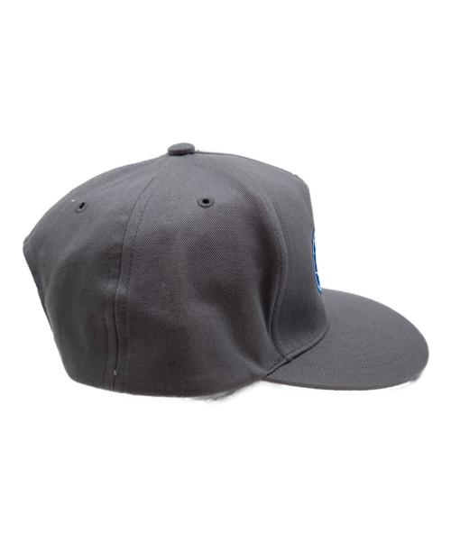 CHALLENGER（チャレンジャー）CHALLENGER (チャレンジャー) LOGO TWILL CAP グレーの古着・服飾アイテム