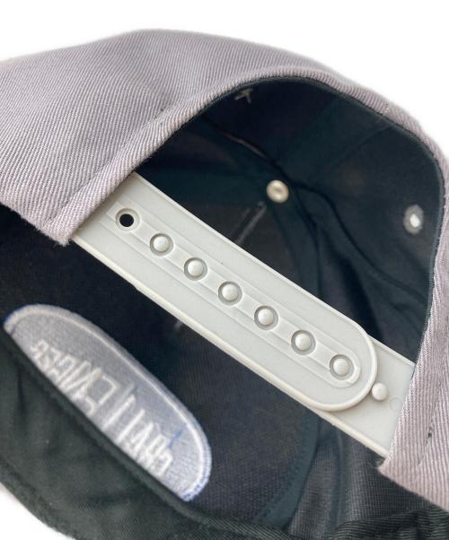 CHALLENGER（チャレンジャー）CHALLENGER (チャレンジャー) LOGO TWILL CAP グレーの古着・服飾アイテム