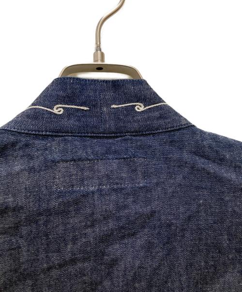 NEIGHBORHOOD（ネイバーフッド）NEIGHBORHOOD (ネイバーフッド) 刺繍デザイン デニムガウンシャツ インディゴ サイズ:4の古着・服飾アイテム