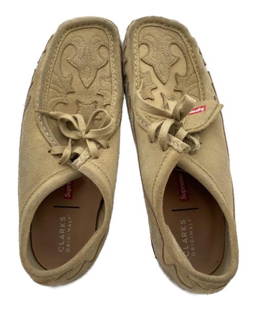 SUPREME（シュプリーム）Supreme (シュプリーム) CLARKS (クラークス) WALLABEE BOOTS WESTERN CUT ベージュ サイズ:26.5の古着・服飾アイテム