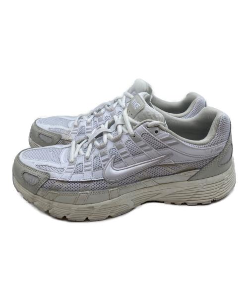 NIKE（ナイキ）NIKE (ナイキ) ローカットスニーカー ホワイト サイズ:28の古着・服飾アイテム