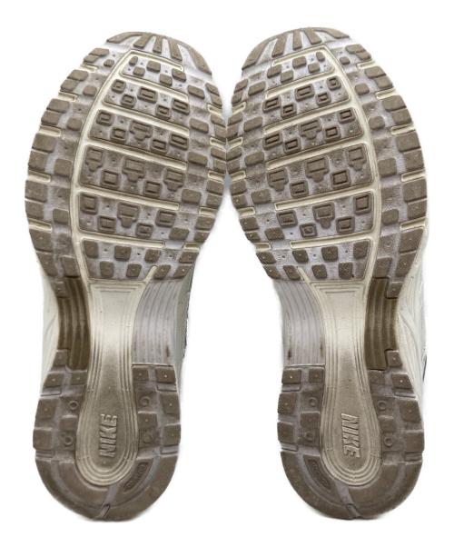 NIKE（ナイキ）NIKE (ナイキ) ローカットスニーカー ホワイト サイズ:28の古着・服飾アイテム