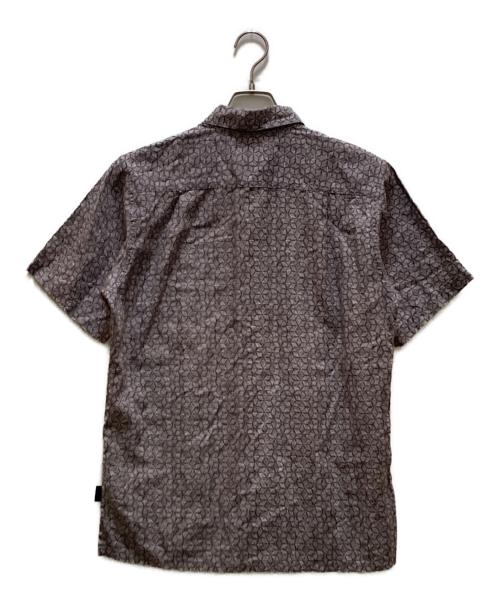 Patagonia（パタゴニア）Patagonia (パタゴニア) ヘンプ混 総柄バックステップシャツ グリーン×ホワイト サイズ:Sの古着・服飾アイテム