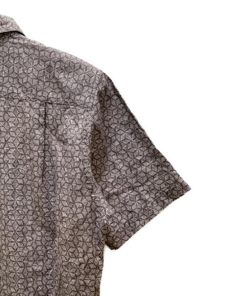 Patagonia（パタゴニア）Patagonia (パタゴニア) ヘンプ混 総柄バックステップシャツ グリーン×ホワイト サイズ:Sの古着・服飾アイテム