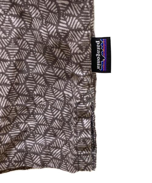 Patagonia（パタゴニア）Patagonia (パタゴニア) ヘンプ混 総柄バックステップシャツ グリーン×ホワイト サイズ:Sの古着・服飾アイテム