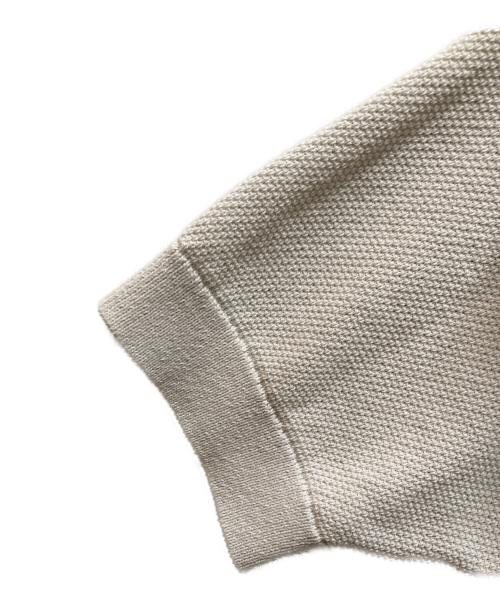 GOOVI（グービ）GOOVI (グービ) 半袖ウォッシャブルニット ベージュ サイズ:3の古着・服飾アイテム