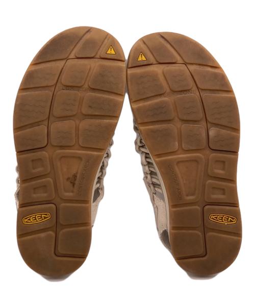 KEEN（キーン）KEEN (キーン) ユニーク キャンバスサンダル ベージュ サイズ:27.5の古着・服飾アイテム