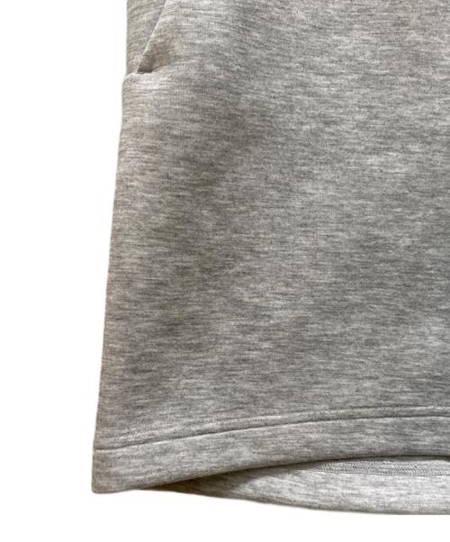 THE NORTH FACE（ザ ノース フェイス）THE NORTH FACE (ザ ノース フェイス) テックエアー スウェット ショーツ グレー サイズ:XLの古着・服飾アイテム