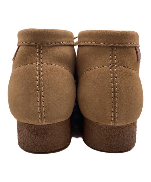 CLARKS（クラークス）CLARKS (クラークス) シェイカー ブーツ ベージュ サイズ:26.5の古着・服飾アイテム
