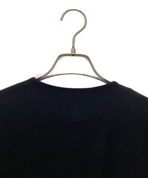 resil（レジル）resil (レジル) ベルテッドデザインワンピース ブラック×ホワイト サイズ:9号の古着・服飾アイテム