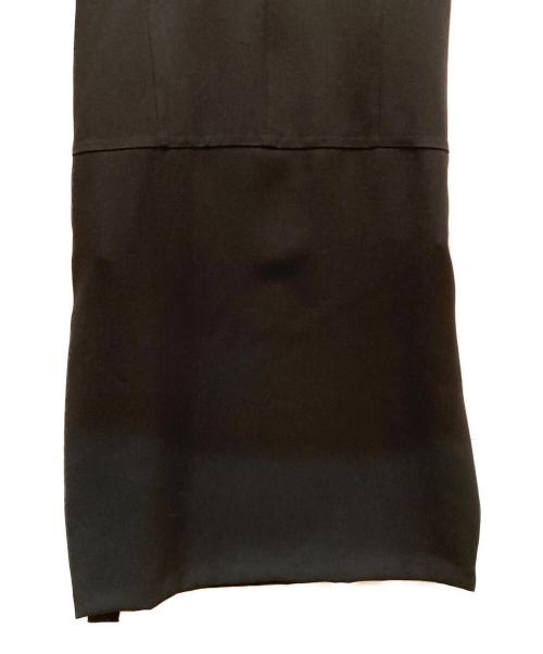 resil（レジル）resil (レジル) ベルテッドデザインワンピース ブラック×ホワイト サイズ:9号の古着・服飾アイテム