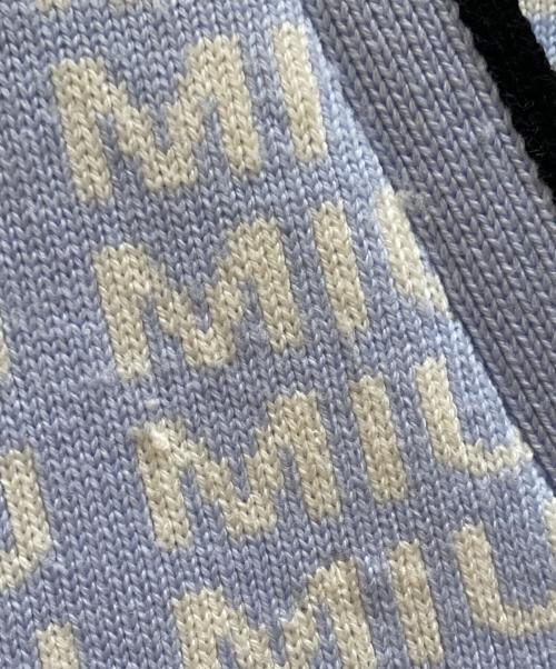 MIU MIU（ミュウミュウ）MIU MIU (ミュウミュウ) オールオーバーロゴVネックカーディガン ブルー サイズ:３６の古着・服飾アイテム
