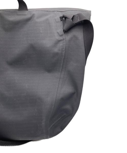 ARC'TERYX（アークテリクス）ARC'TERYX (アークテリクス) グランヴィル ショルダー バッグ ブラックの古着・服飾アイテム