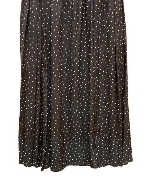 SHIPS（シップス）SHIPS (シップス) ドット 柄 サイド プリーツ フレンチスリーブ ワンピース ブラック サイズ:Sの古着・服飾アイテム