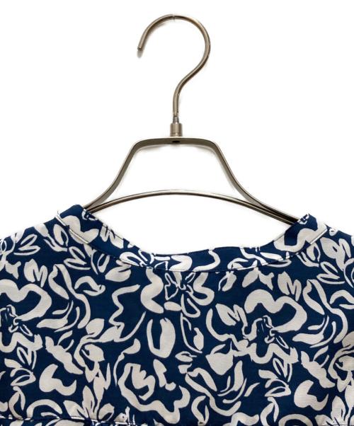 SHIPS（シップス）SHIPS (シップス) 花柄 サイド プリーツ フレンチスリーブ ワンピース ブルー サイズ:Sの古着・服飾アイテム
