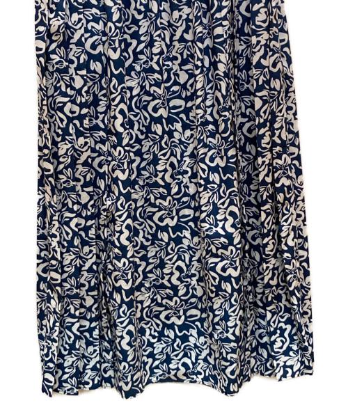 SHIPS（シップス）SHIPS (シップス) 花柄 サイド プリーツ フレンチスリーブ ワンピース ブルー サイズ:Sの古着・服飾アイテム