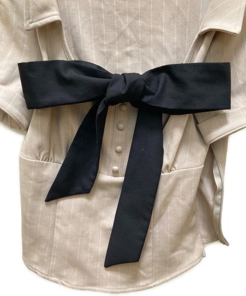 AND MARY（アンドマリー）AND MARY (アンドマリー) Robin ribbon ブラウス ベージュ サイズ:Mの古着・服飾アイテム
