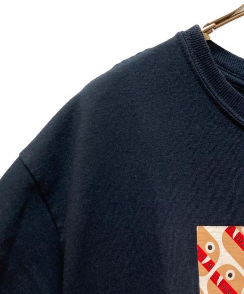 UNDERCOVER（アンダーカバー）UNDERCOVER (アンダーカバー) Uロゴ ハンバーガープリントTシャツ ブラック サイズ:Mの古着・服飾アイテム