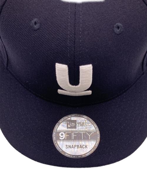 UNDERCOVER（アンダーカバー）UNDERCOVER (アンダーカバー) New Era (ニューエラ) 9FIFTY Uロゴスナップバックキャップ ネイビーの古着・服飾アイテム
