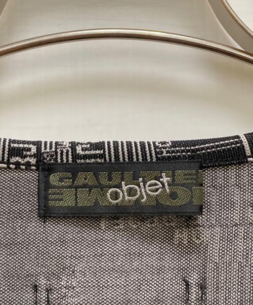 GAULTIER HOMME objet（ゴルチエオムオブジェ）GAULTIER HOMME objet (ゴルチエオムオブジェ) ロゴデザインVネックカットソー ブラック×ホワイト サイズ:FREEの古着・服飾アイテム