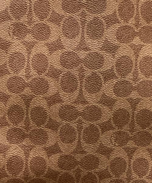 COACH（コーチ）COACH (コーチ) タイラー キャリーオール シグネチャー キャンバス 2WAYバッグ ベージュの古着・服飾アイテム