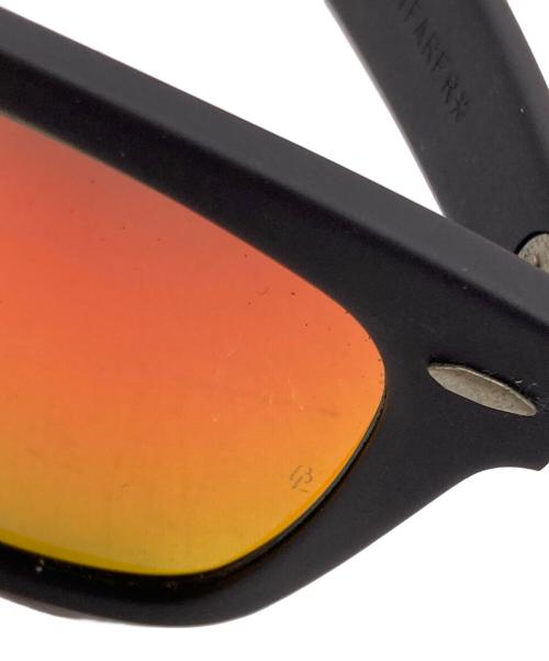 RAY-BAN（レイバン）RAY-BAN (レイバン) ウェイファーラー ミラーレンズサングラス ブラックの古着・服飾アイテム