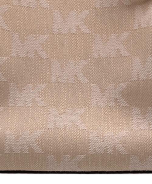 MICHAEL KORS（マイケルコース）MICHAEL KORS (マイケルコース) CARSON NS クロスボディ スモール - MKシグネチャー ホワイトの古着・服飾アイテム