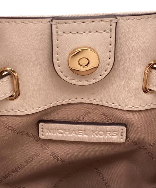 MICHAEL KORS（マイケルコース）MICHAEL KORS (マイケルコース) CARSON NS クロスボディ スモール - MKシグネチャー ホワイトの古着・服飾アイテム