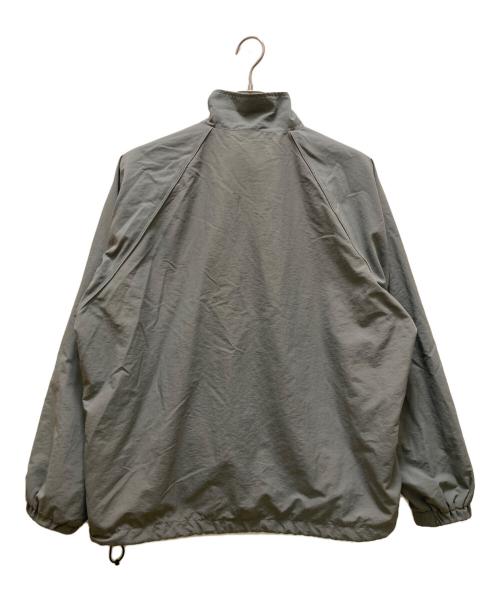 AVIREX（アヴィレックス）AVIREX (アヴィレックス) NYLON PIPING STAND JACKET グレー サイズ:Mの古着・服飾アイテム
