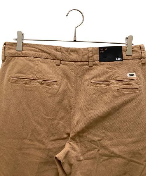 BOSS（ボス）BOSS (ボス) ストレッチテーパードパンツ ブラウン サイズ:48の古着・服飾アイテム
