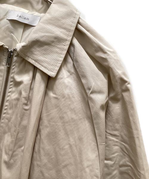 hellam（ヘラム）hellam (ヘラム) 綿ツイルバルーンジャケット ベージュ サイズ:FREEの古着・服飾アイテム