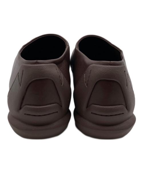 SHISEI（シセイ）SHISEI (シセイ) TIGHT SQUARE SLIPON ブラウン サイズ:23.5の古着・服飾アイテム