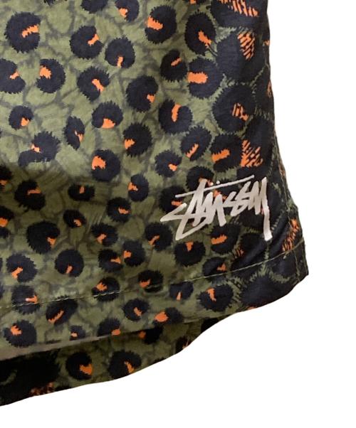 stussy（ステューシー）stussy (ステューシー) レオパードウォーターショーツ グリーン サイズ:Sの古着・服飾アイテム