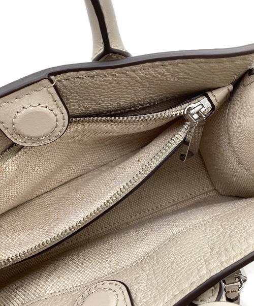 MICHAEL KORS（マイケルコース）MICHAEL KORS (マイケルコース) SCARLETT レザー クロスボディ エクストラスモール ベージュの古着・服飾アイテム