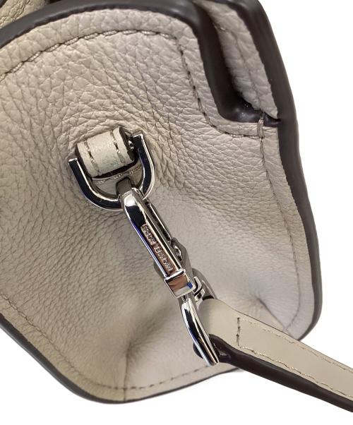 MICHAEL KORS（マイケルコース）MICHAEL KORS (マイケルコース) SCARLETT レザー クロスボディ エクストラスモール ベージュの古着・服飾アイテム