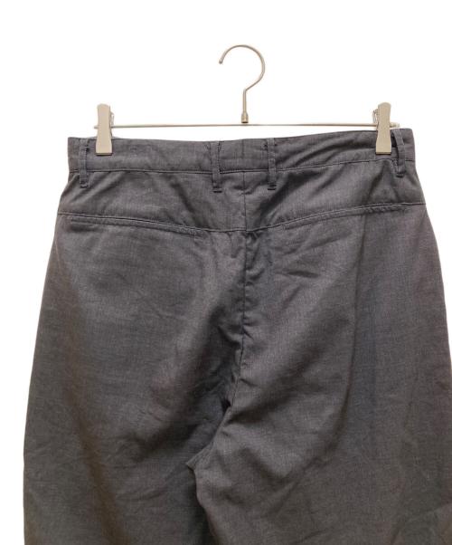 FARAH（ファーラー）FARAH (ファーラー) Two-tuck Wide Tapered Pants グレー サイズ:30の古着・服飾アイテム