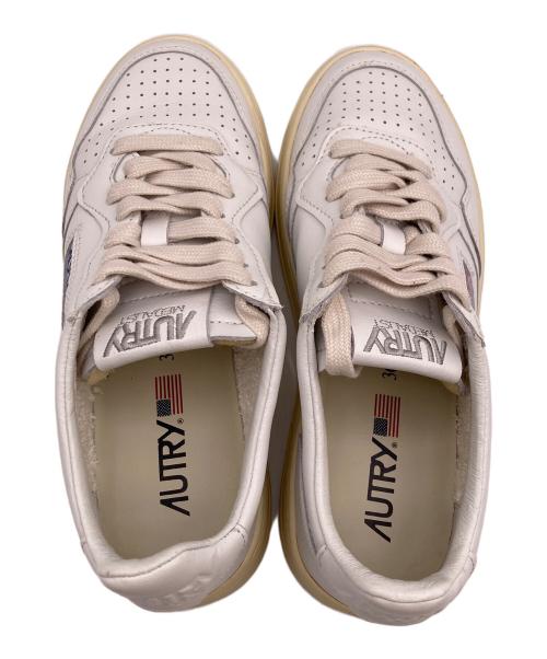 AUTRY（オートリー）autry (オートリー) MEDALIST LOW スニーカー ホワイト サイズ:36の古着・服飾アイテム
