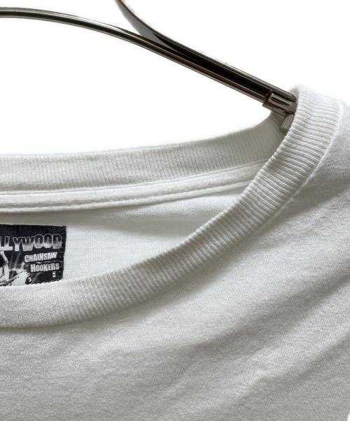 WACKO MARIA（ワコマリア）WACKO MARIA (ワコマリア) Hollywood Chainsaw Hookers コラボフロントフォトプリントTシャツ ホワイト サイズ:Lの古着・服飾アイテム