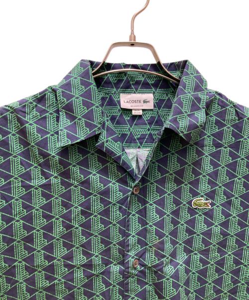 LACOSTE（ラコステ）LACOSTE (ラコステ) オールオーバーモノグラムプリントオープンカラーシャツ グリーン サイズ:Mの古着・服飾アイテム