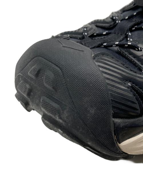 HOKAONEONE（ホカオネオネ）HOKAONEONE (ホカオネオネ) ホパラ サンダル ブラック サイズ:27.5の古着・服飾アイテム