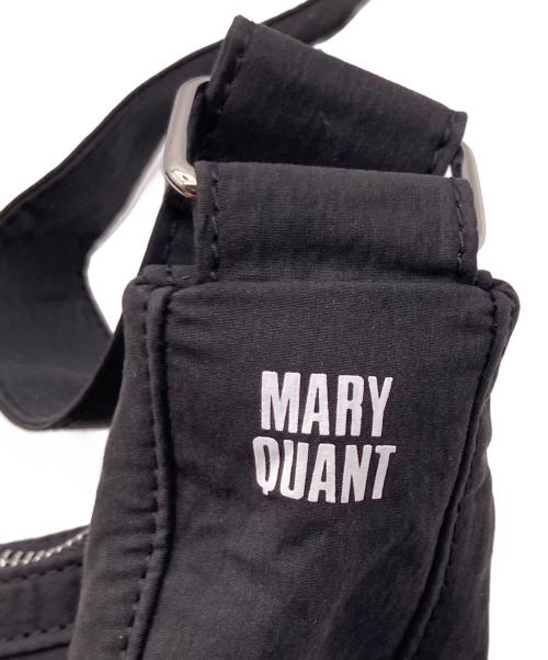 MARY QUANT（マリークヮント）MARY QUANT (マリークヮント) PUBLUX (パブリュクス) コラボデイジー刺繍ナイロンショルダーバッグ ブラックの古着・服飾アイテム