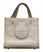 COACHコーチ）の古着「デンプシー トート 22 ウィズ コーチ パッチ」｜ホワイト
