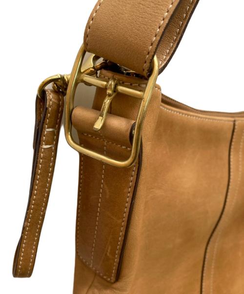COACH（コーチ）COACH (コーチ) レザーショルダーバッグ ベージュの古着・服飾アイテム