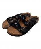 TAJI SHOESタジ シューズ）の古着「メタルスタッズ バックルサンダル」｜ブラック