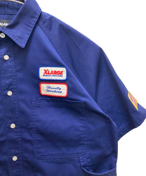 X-LARGE（エクストララージ）X-LARGE (エクストララージ) LOGO PATCH S/S WORK SHIRT ブルー サイズ:Ｍの古着・服飾アイテム