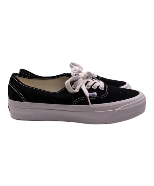 VANS（ヴァンズ）VANS (ヴァンズ) オーセンティック 44 ブラック×ホワイト サイズ:２６の古着・服飾アイテム